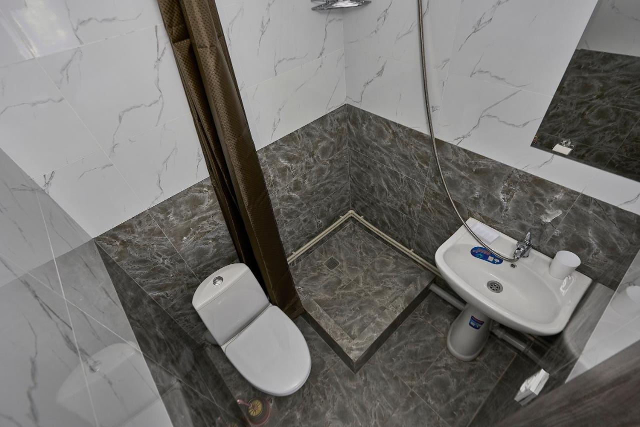 Апарт 33 Aparthotel Almaty Exterior foto
